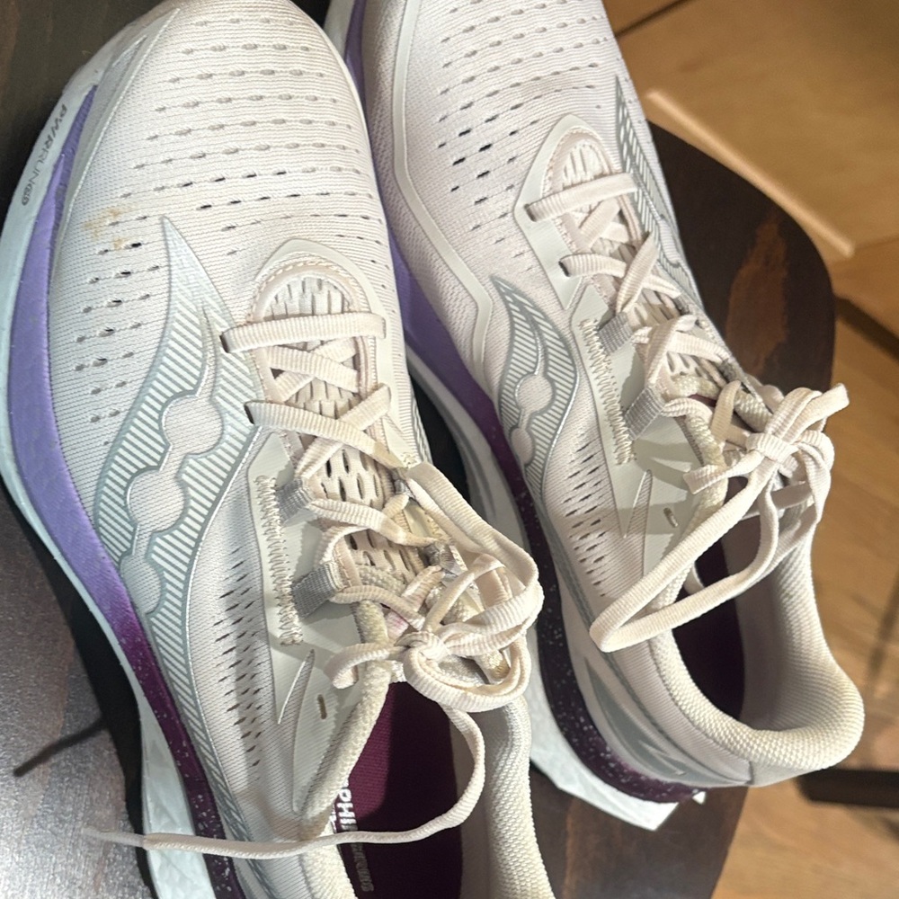 Saucony endorphin speed